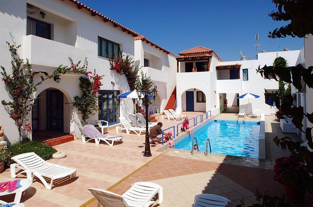 Iliana Apartments ゲオルギオポリス エクステリア 写真