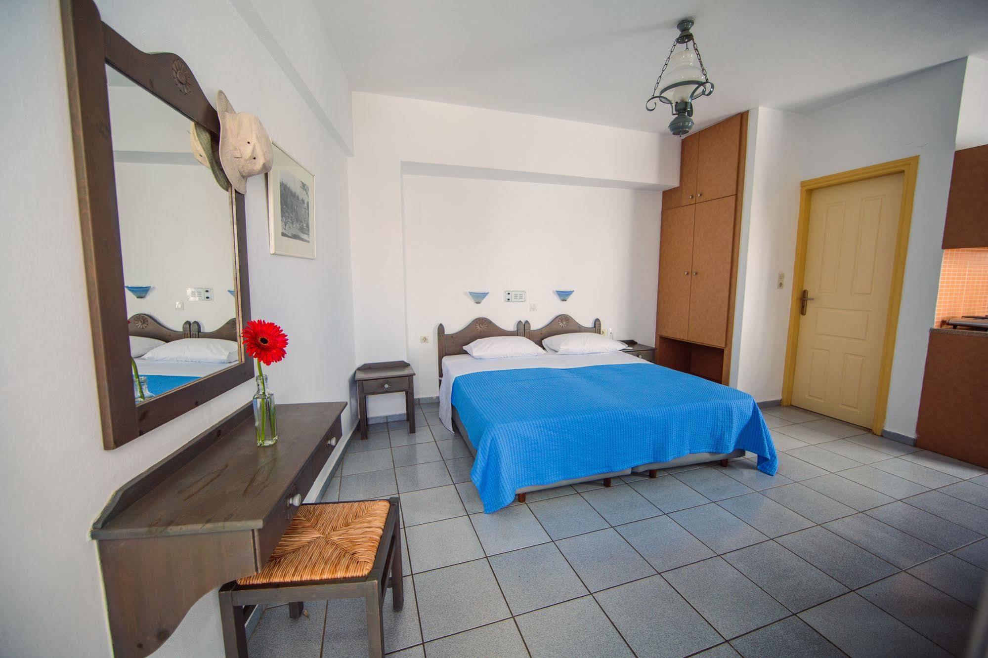 Iliana Apartments ゲオルギオポリス エクステリア 写真