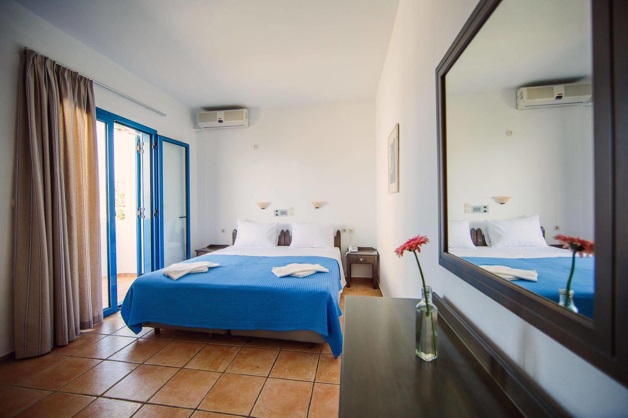 Iliana Apartments ゲオルギオポリス エクステリア 写真