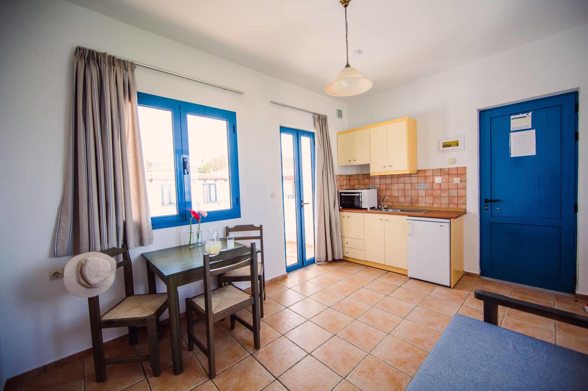 Iliana Apartments ゲオルギオポリス エクステリア 写真