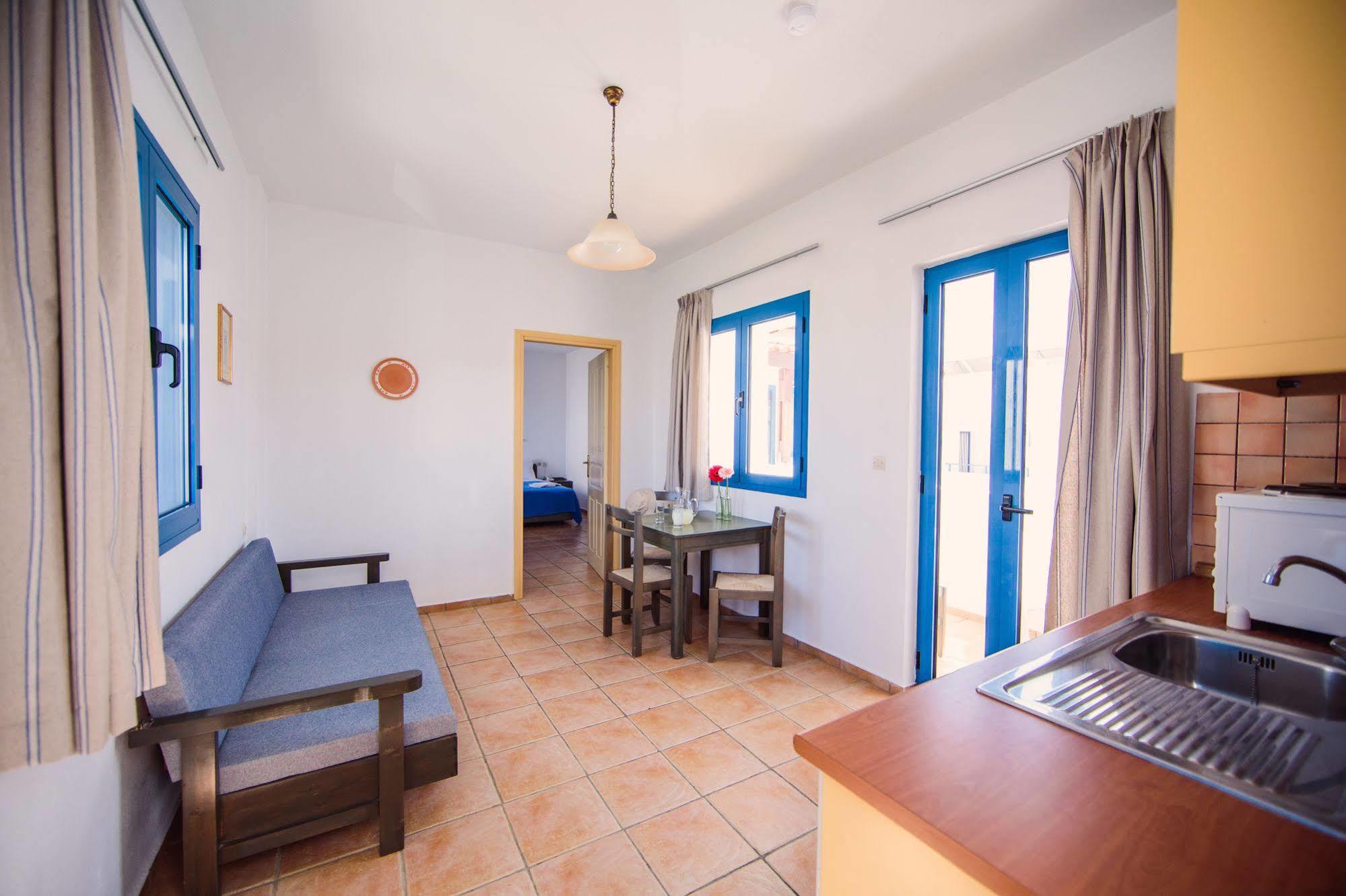 Iliana Apartments ゲオルギオポリス エクステリア 写真